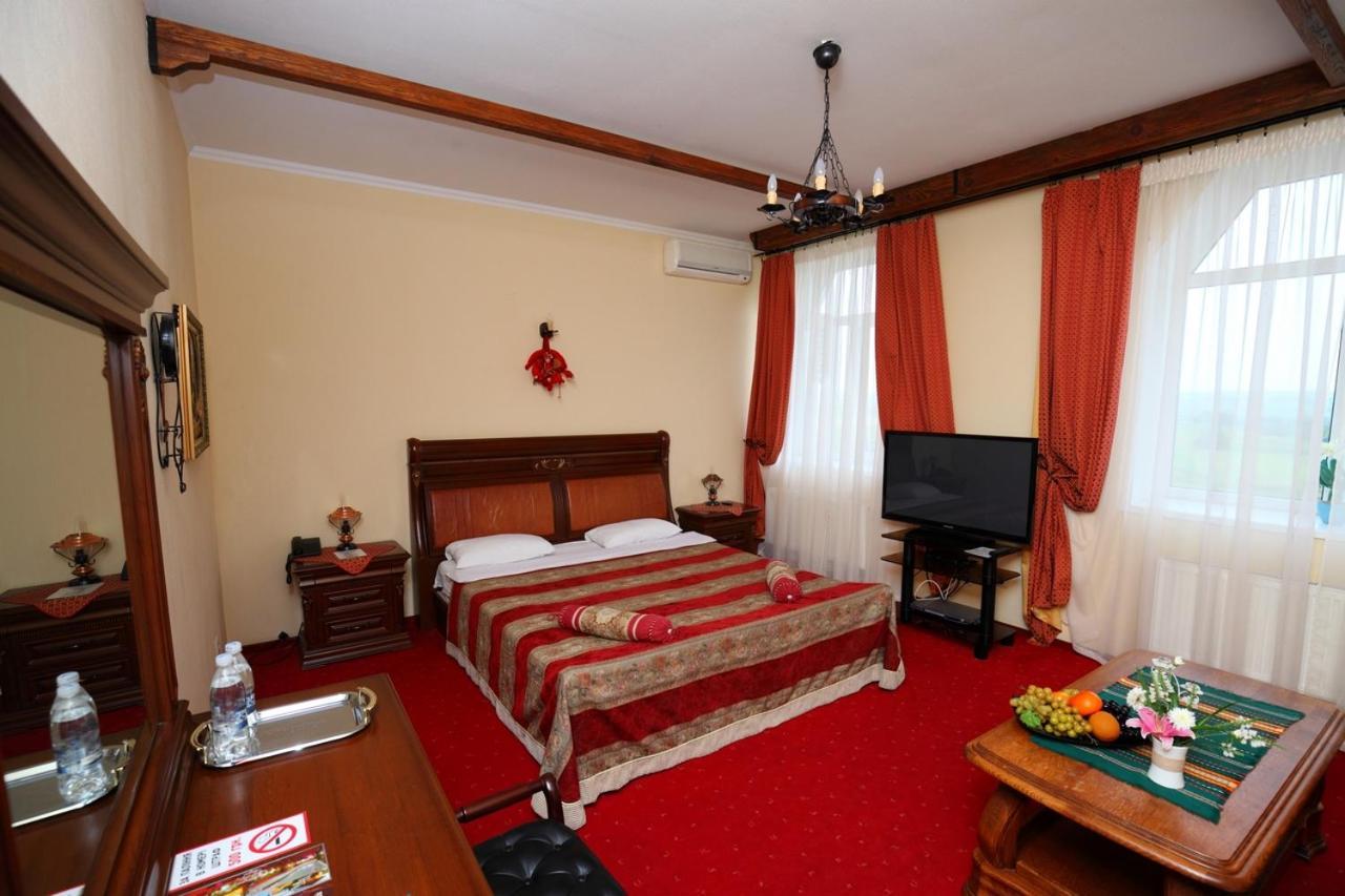 Medzhybozhskiy Zamok Tribukhovtsy Room photo