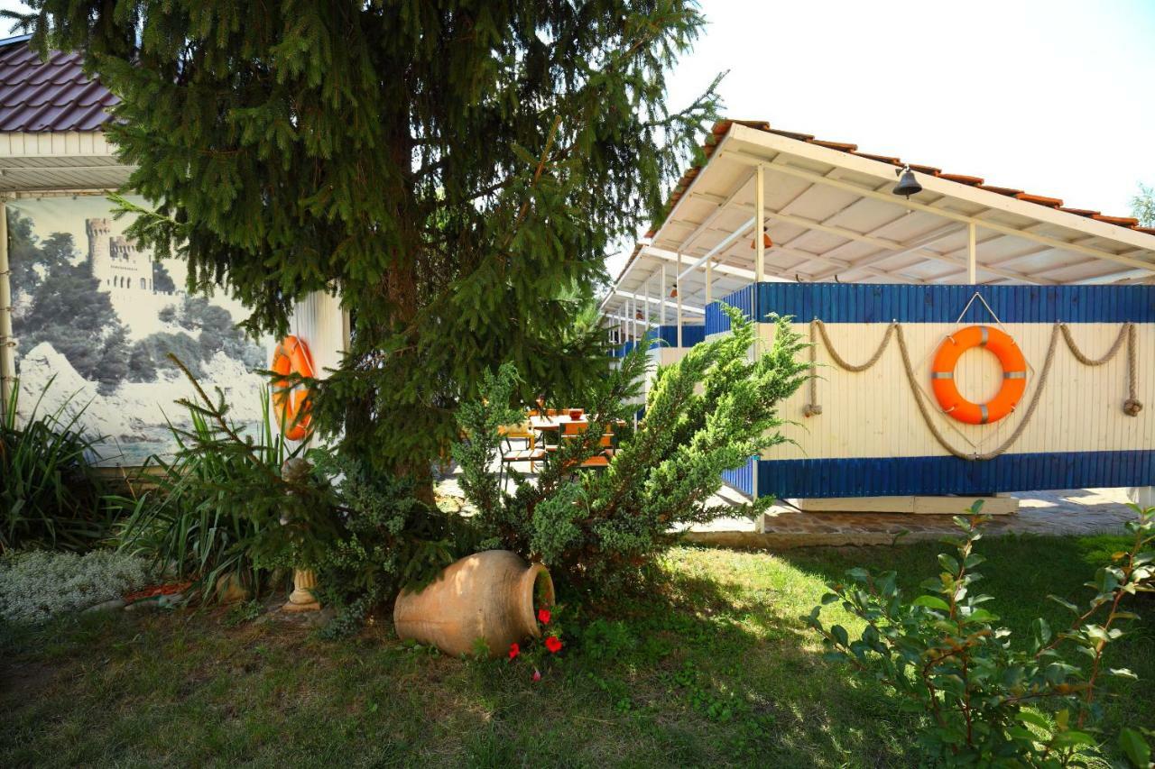 Medzhybozhskiy Zamok Tribukhovtsy Exterior photo